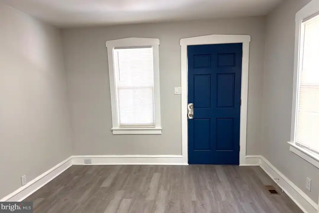 244 Mansion Ave #A - View 4