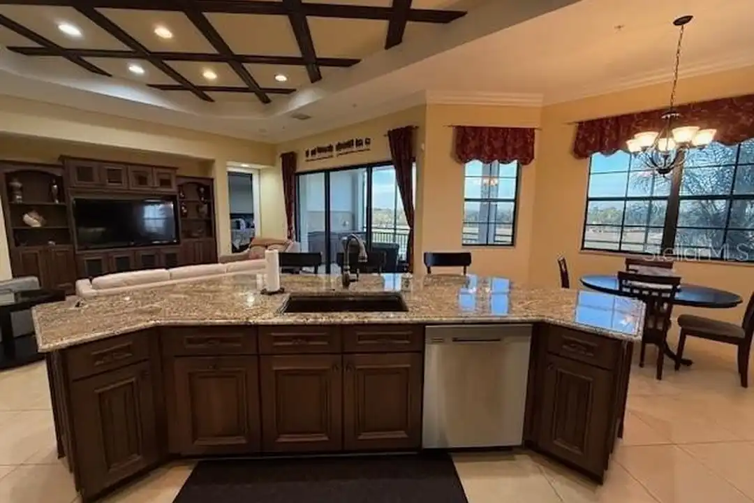 5508 Summit Point Cir #104 - View 3