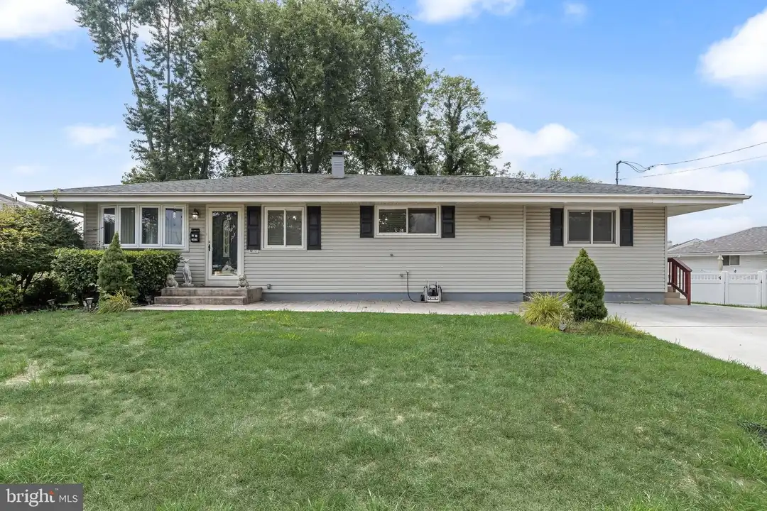 32 Larkin Rd – photo 1