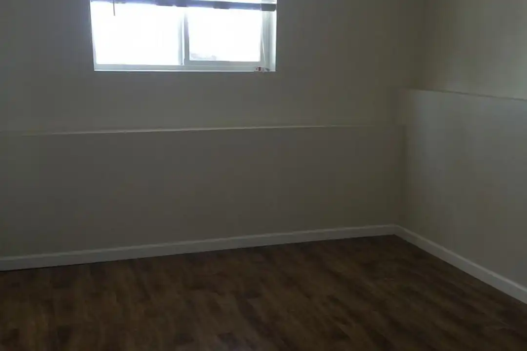 75 Vendome Ave unit #2 – photo 1 of 3