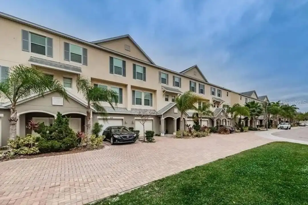 810 Callista Cay Loop – photo 1
