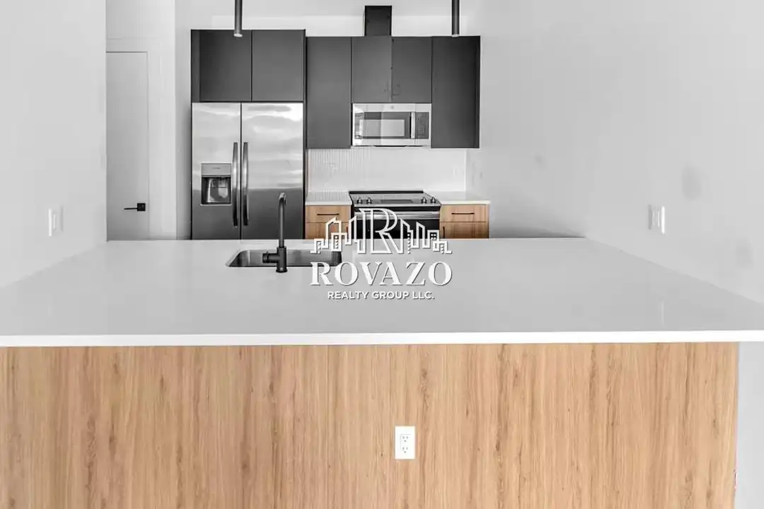 39 Madison St unit 301, 402, 408, 409 - View 3