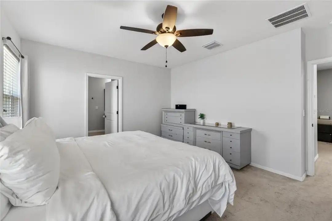 11176 Leland Groves Dr - View 5