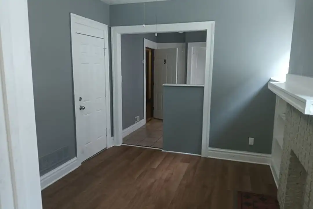 8912 Madison Ave unit 9 – photo 1