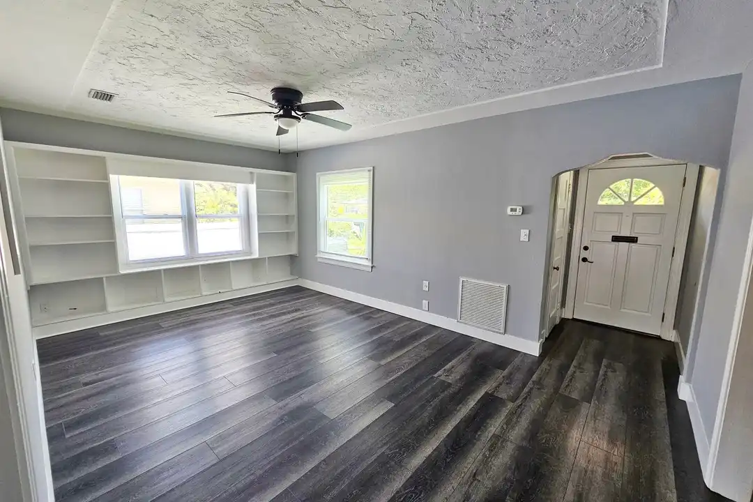 4934 17th Ave N - View 4