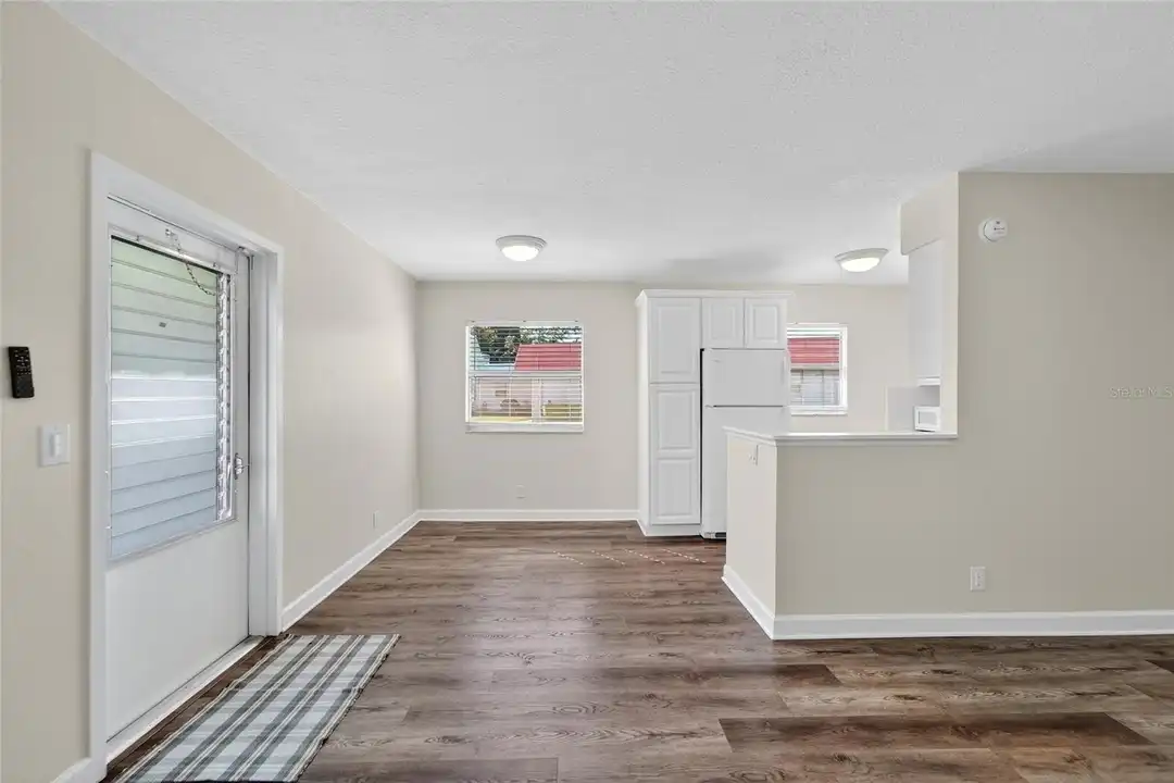 1802 Bedford Ln #12 - View 5