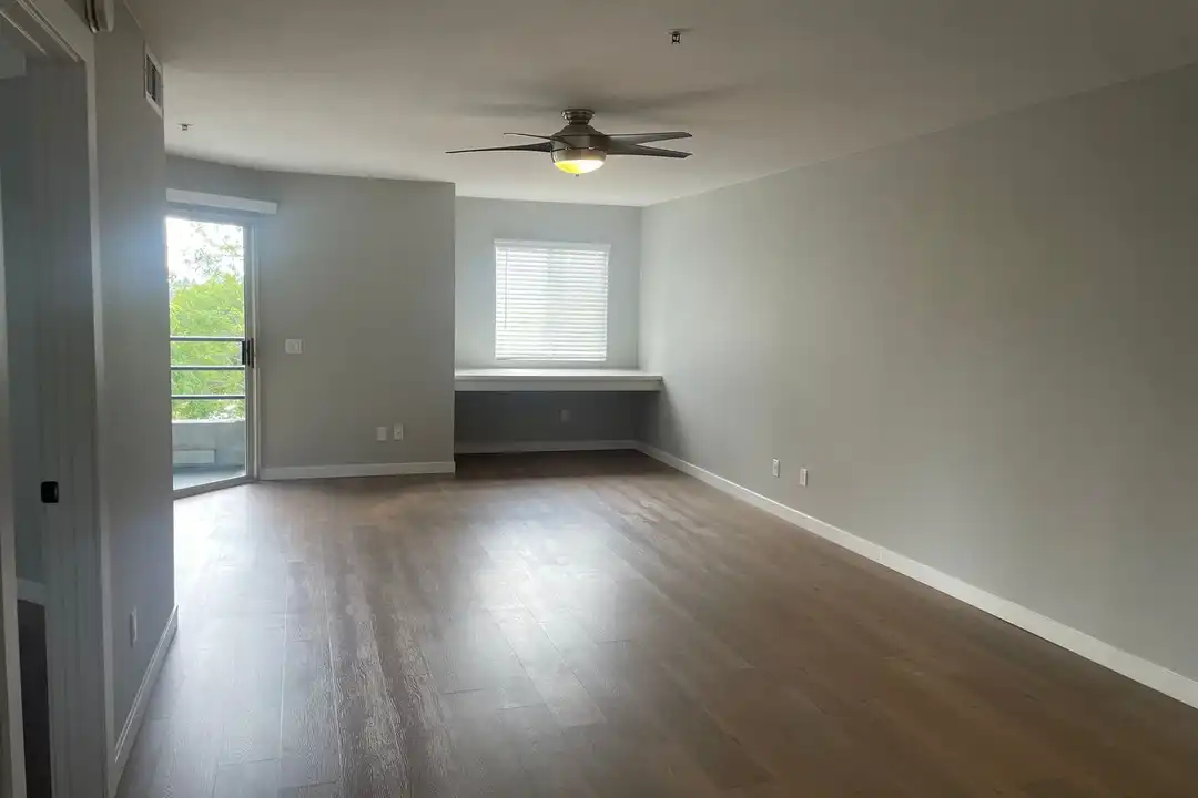 2855 Pinecreek Dr unit B-319 - View 3
