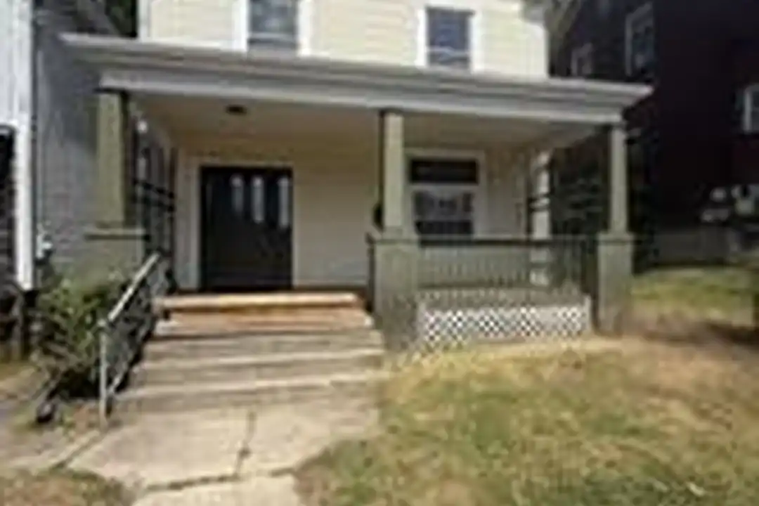 325 N Balph Ave – photo 1