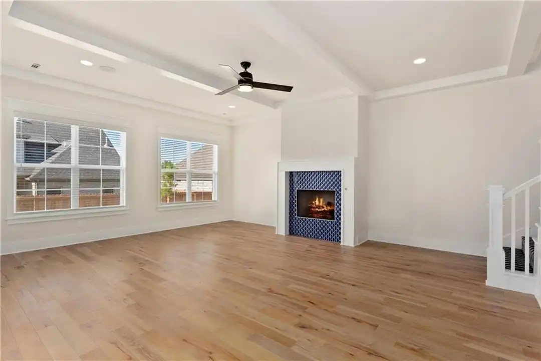 3438 Galaxy Cir - More