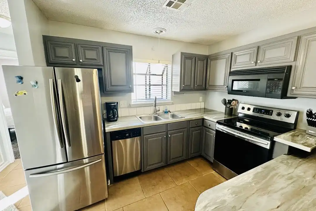 110 Willow Branch Dr unit D - View 2