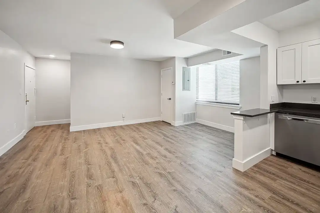Prince Georges Apartments – photo 1 of 27