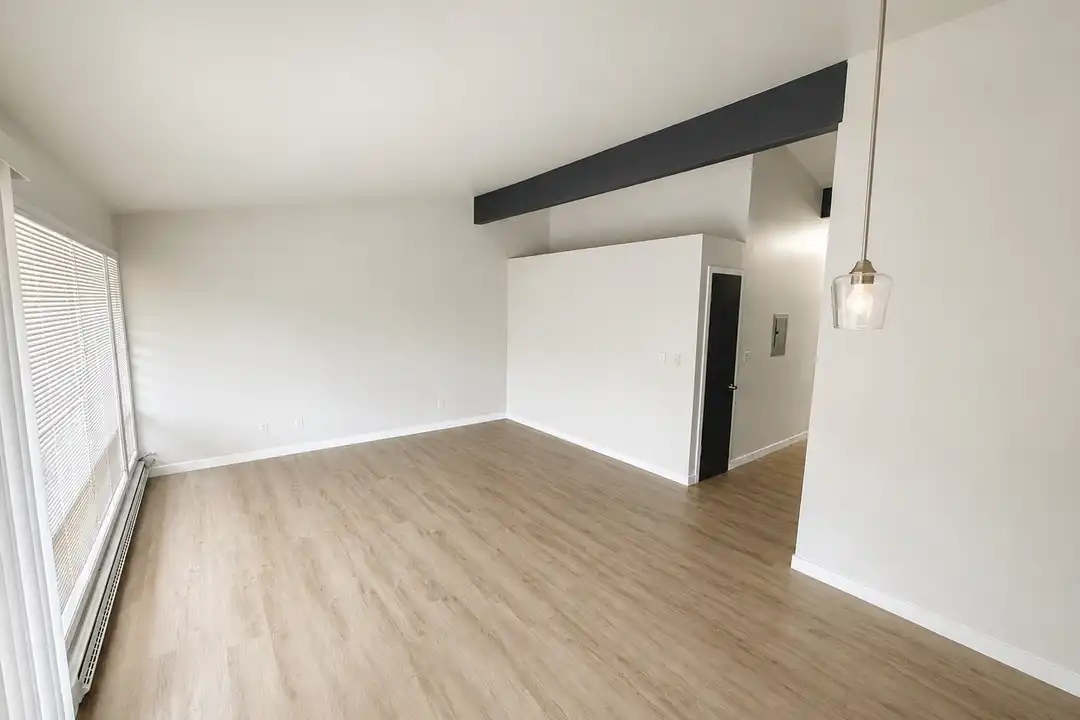 927 N 96th St unit Unit 27 – pohled 2