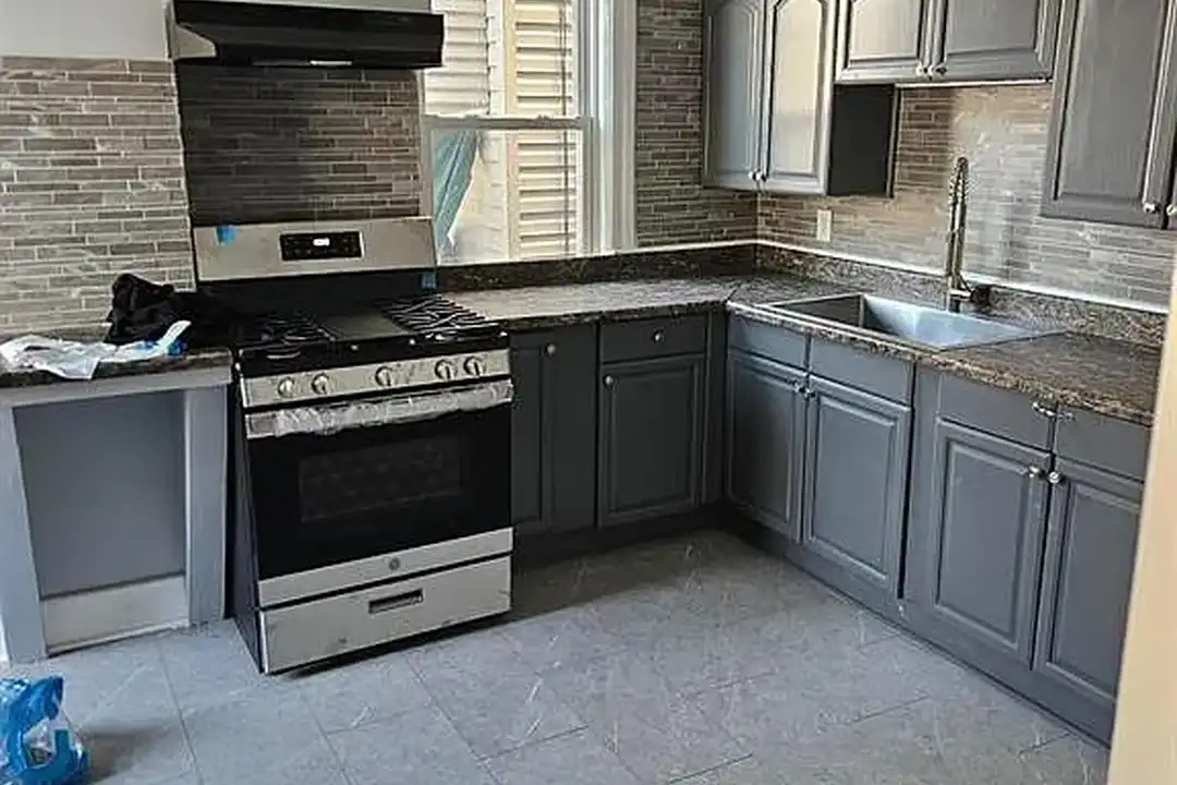 71 W 44th St unit 1 - View 5