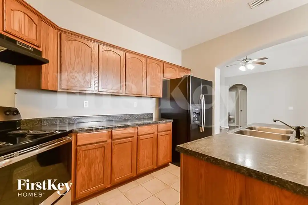 House in Cordova - More