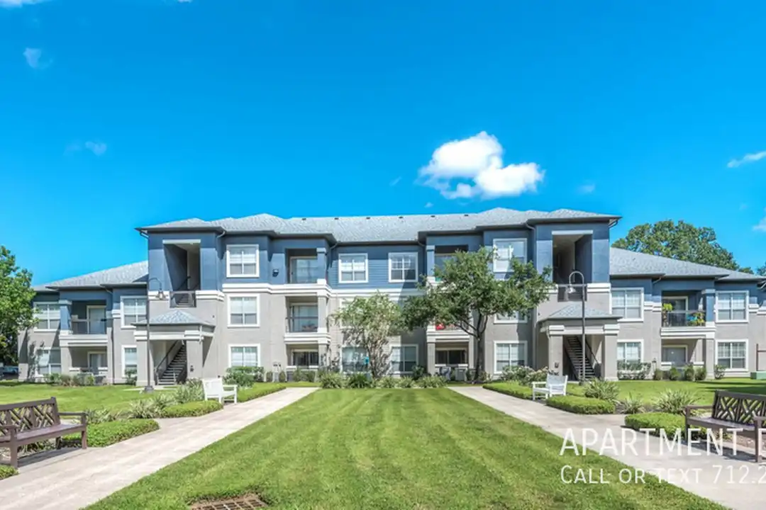 157 W Texas Ave - View 6