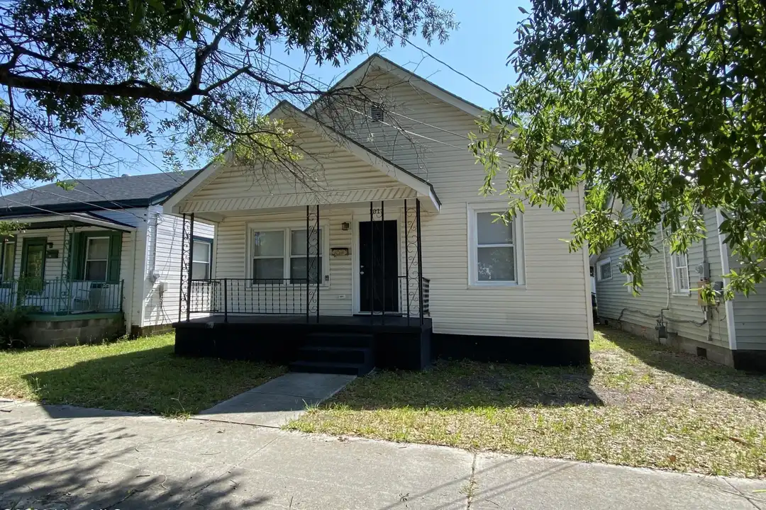 1011 S 7th St – photo 1