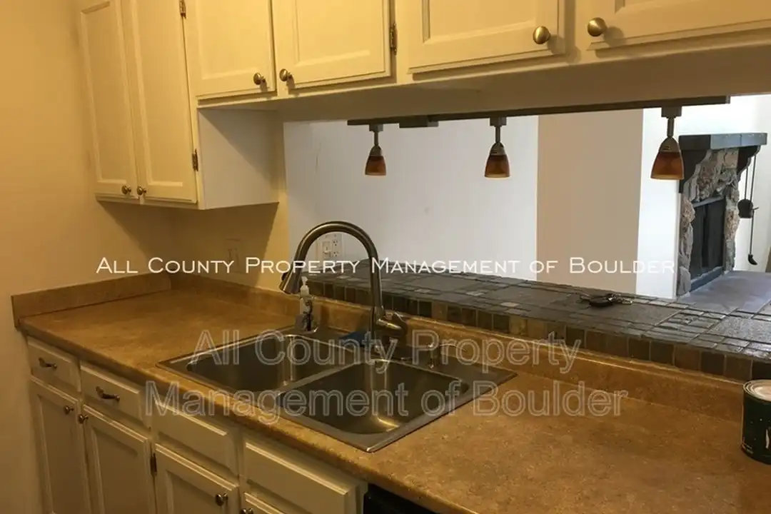6525 Kalua Rd unit 101 - View 5