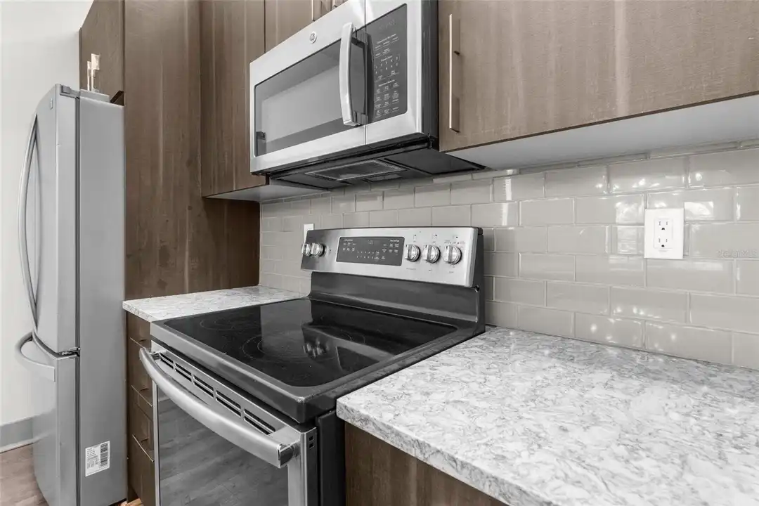 4810 W McElroy Ave #1 – pohled 4