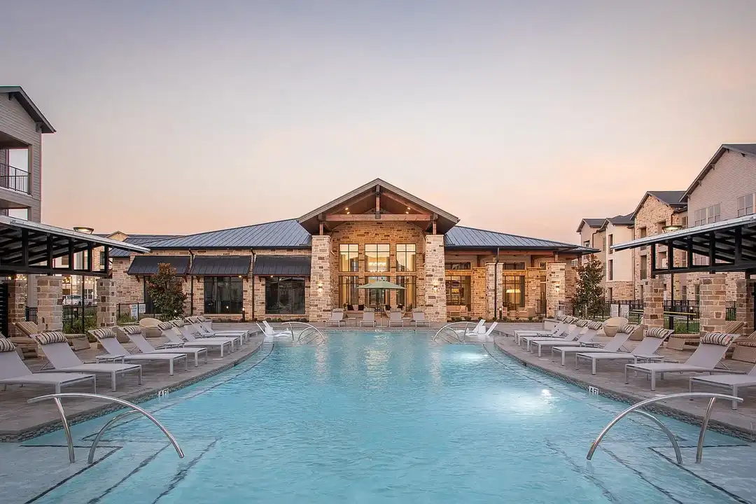 Broadstone Cross Creek Ranch - 6030 Texas Heritage Pkwy - Fulshear, TX ...