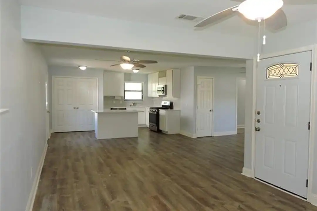 12238 Oberlin Dr - View 5