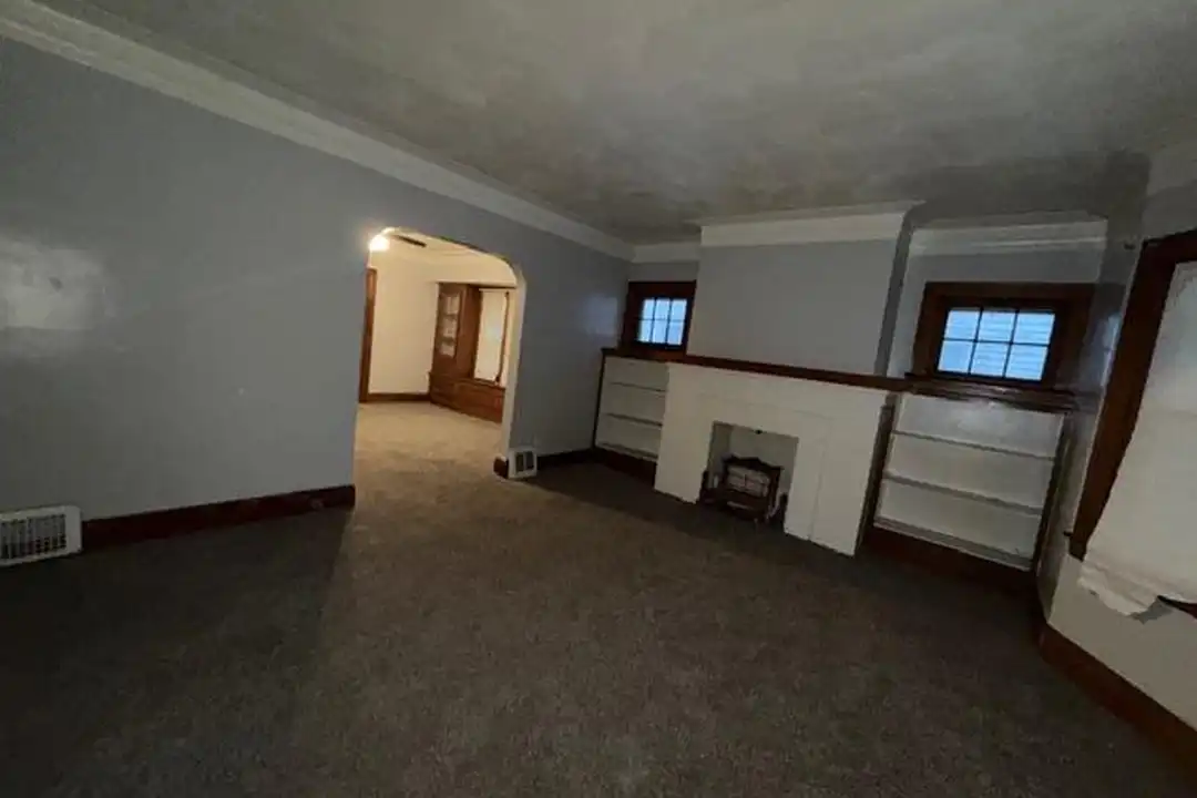 2945 E 128th St – pohled 2