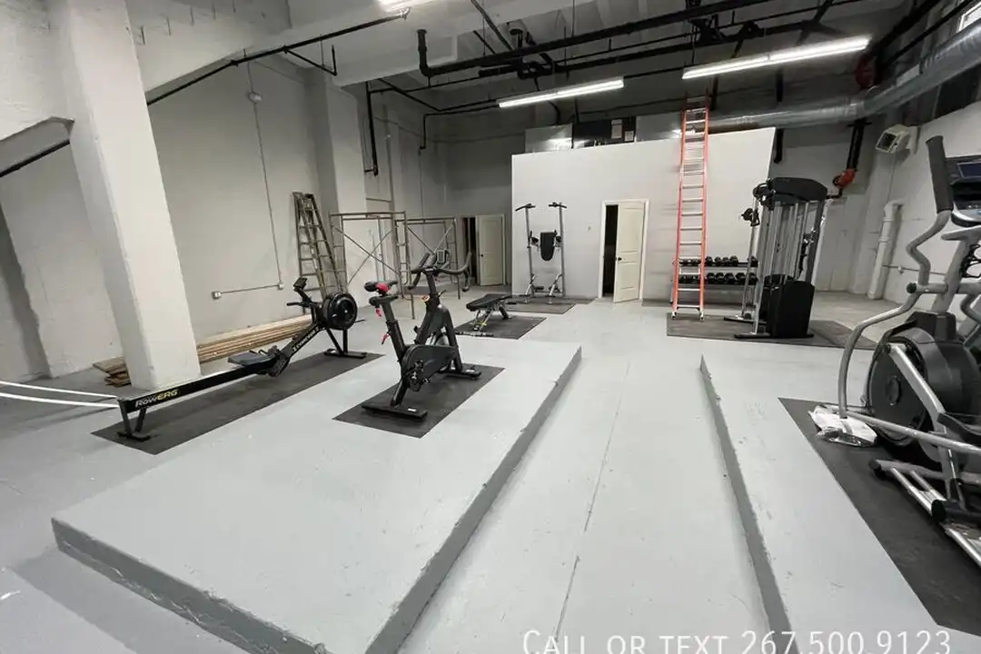 1501 S 17th St - More