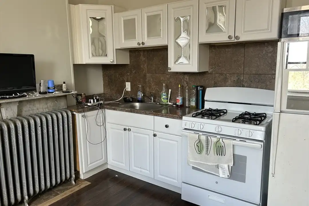 14 Monument Sq unit 2-6 - View 2