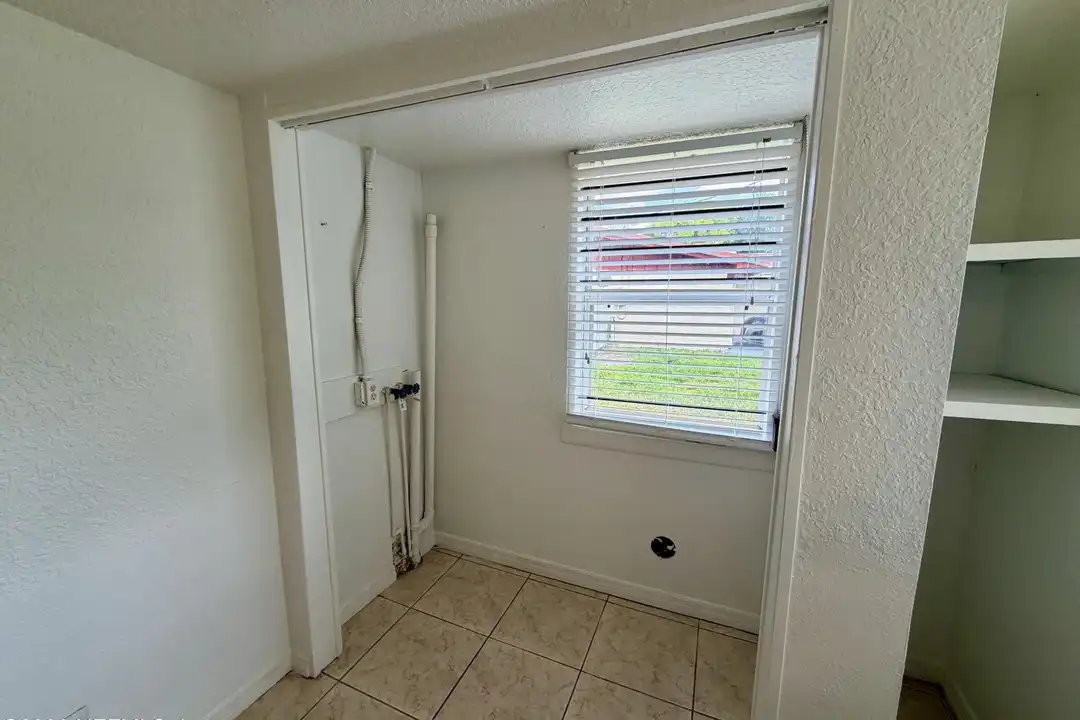 5903 Droad St – pohled 2