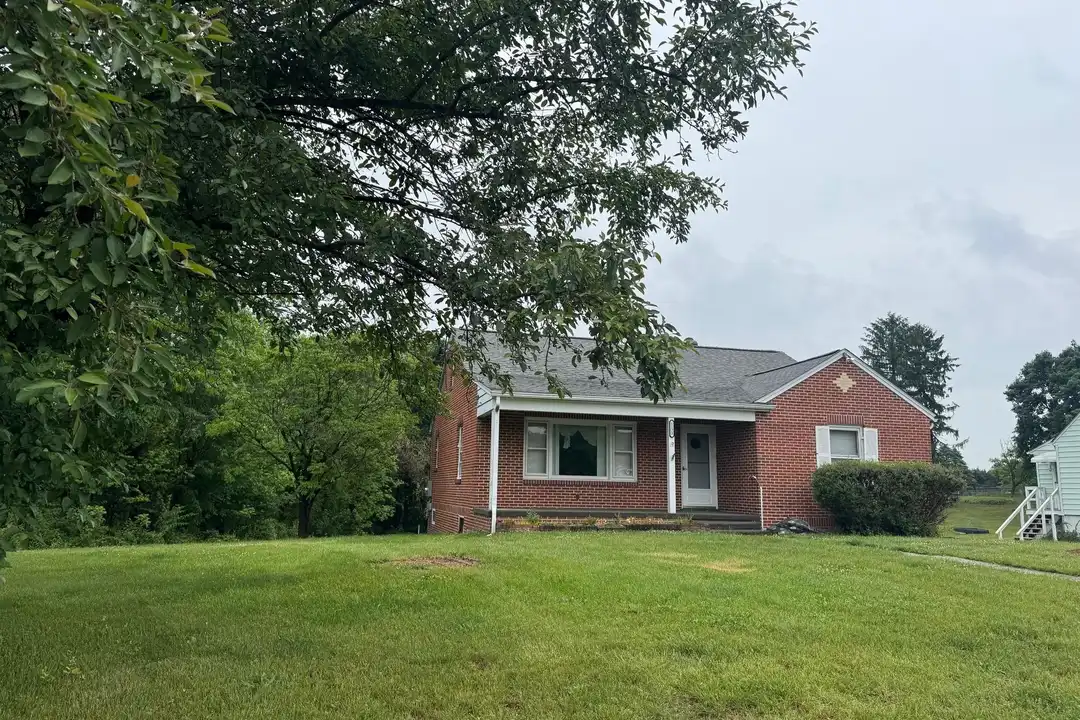 1123 Shepherdstown Rd - View 3