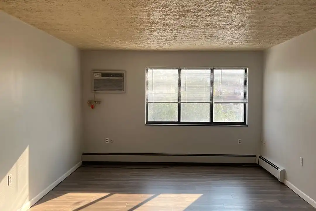 335 Sterling Ave unit A309 – photo 1 of 4