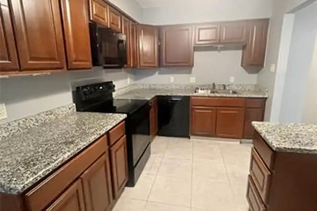 4325 Segura Ct S - View 5