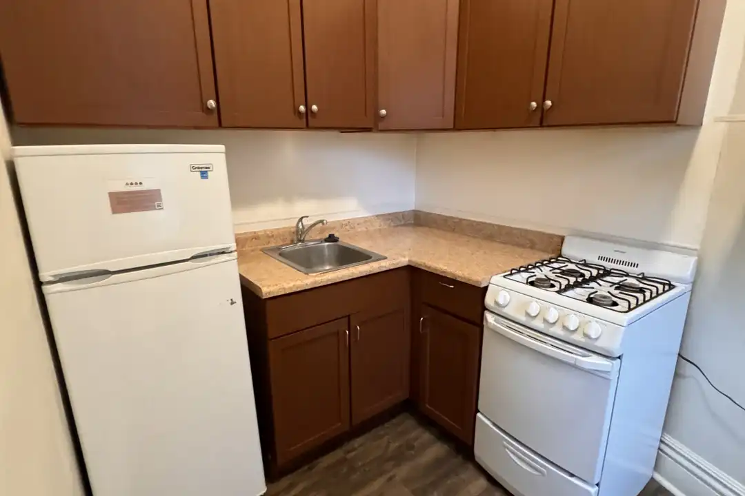29 Langdon St unit 2 - View 4