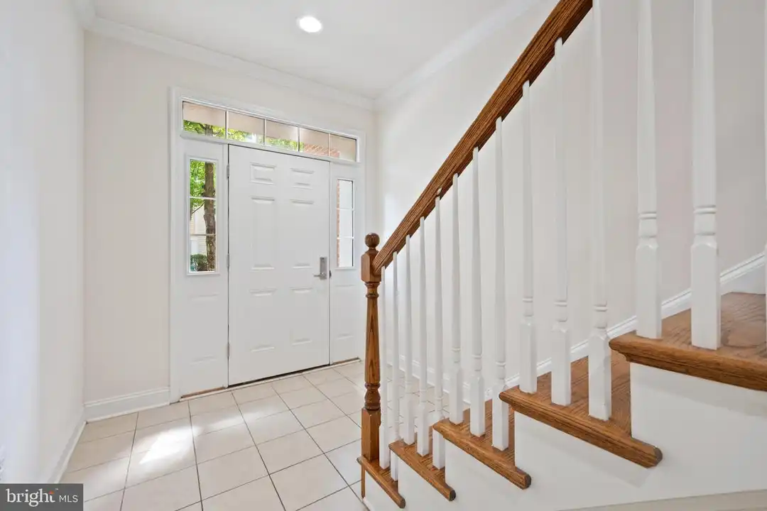 8342 Broderick Cir - View 4