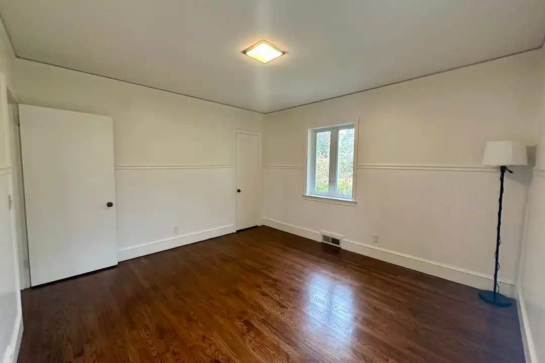 719 Baldwin Dr - More