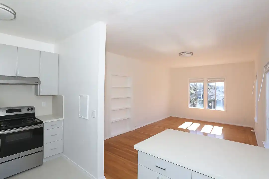 4231 Montgomery - View 3