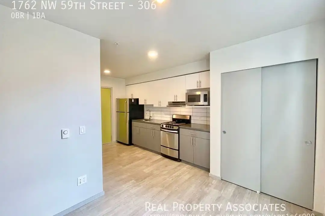 1762 NW 59th St - More