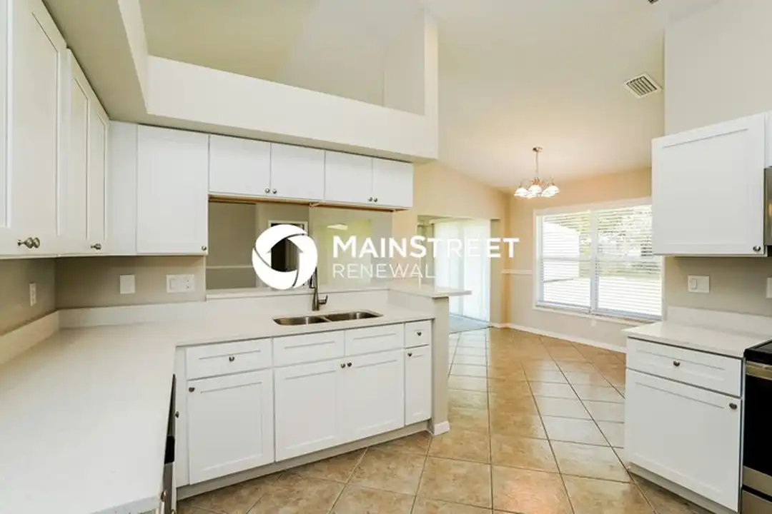 2221 NE 3rd St - More