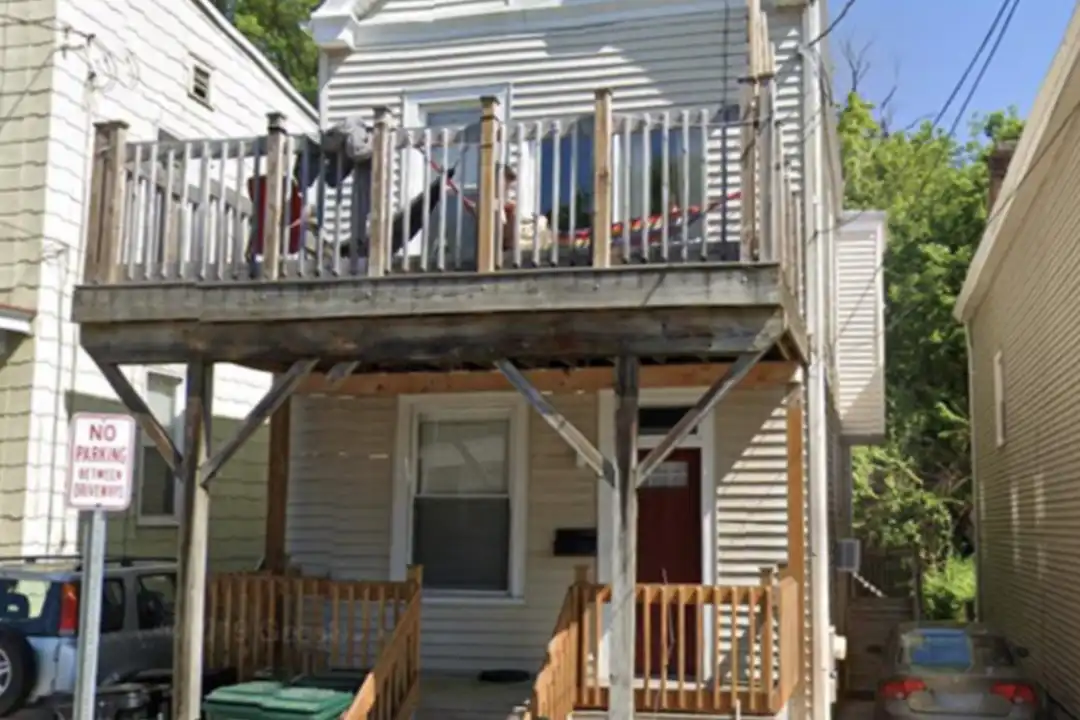 420 Ada St unit 2 – photo 1