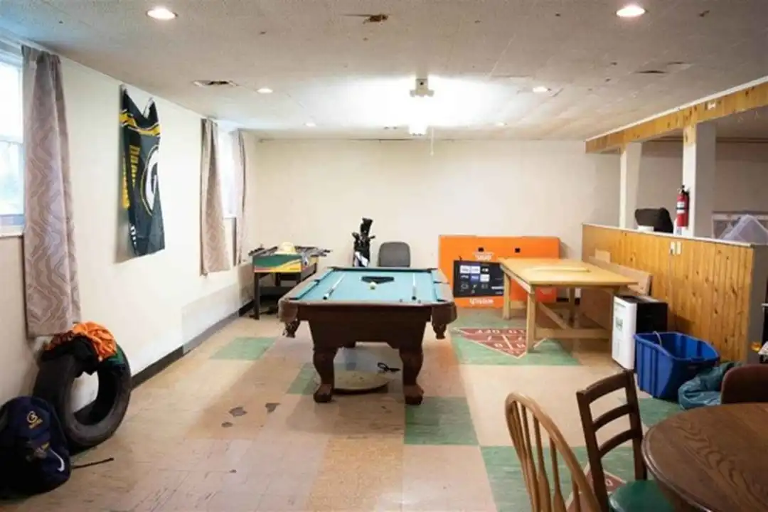 315 N Hickory St - View 4