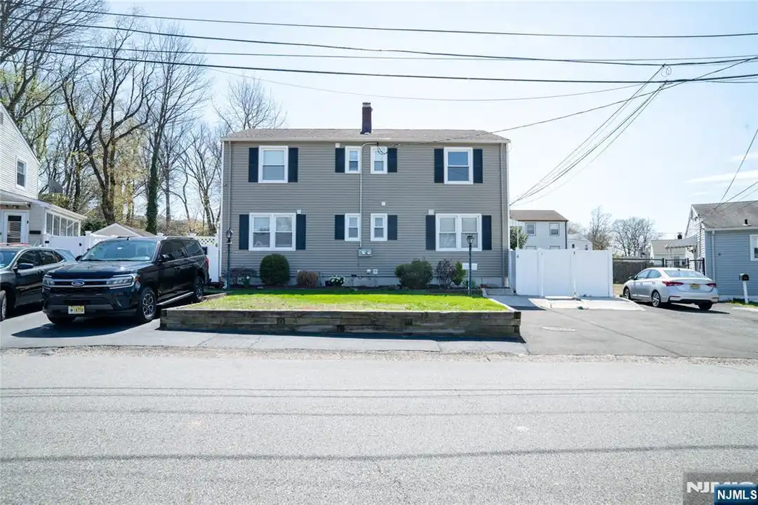 4 Augusta St - View 2