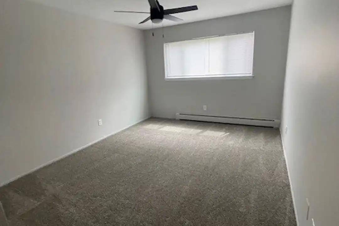 333 W Marshall St unit 901-02 – pohled 4