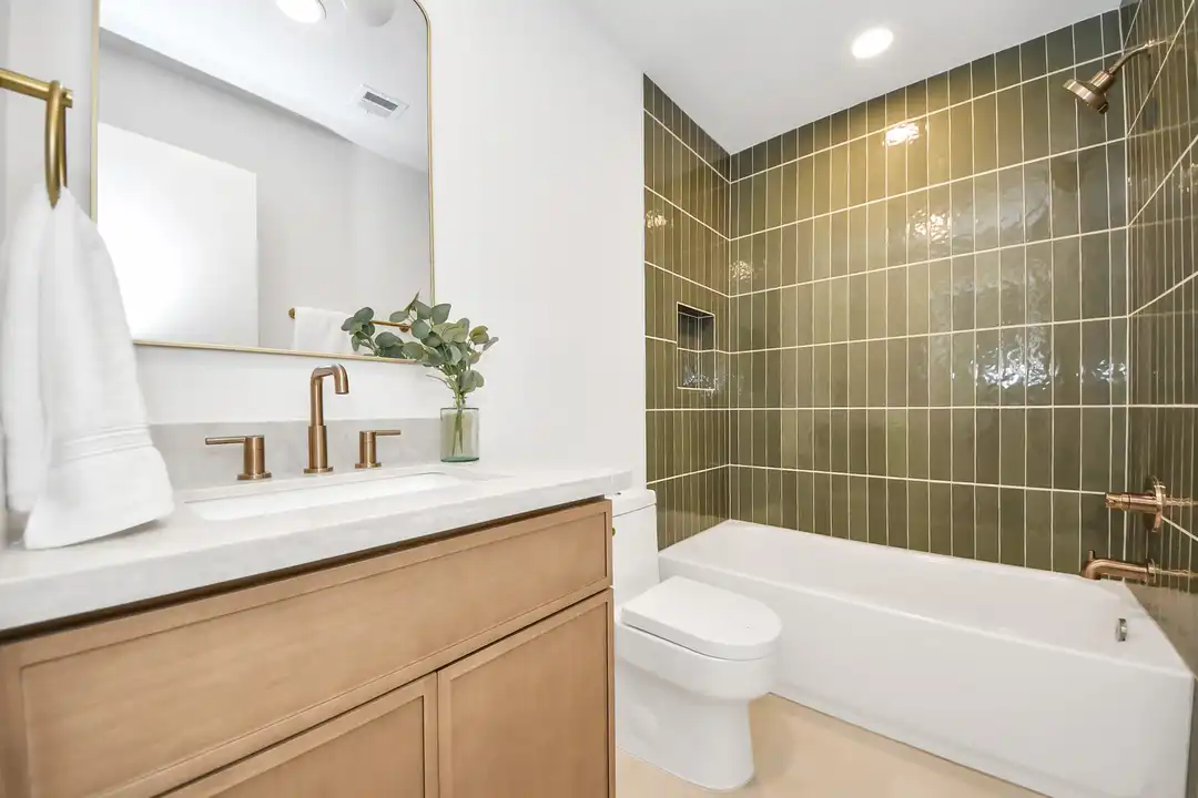 5946 Willowbend Blvd - View 2