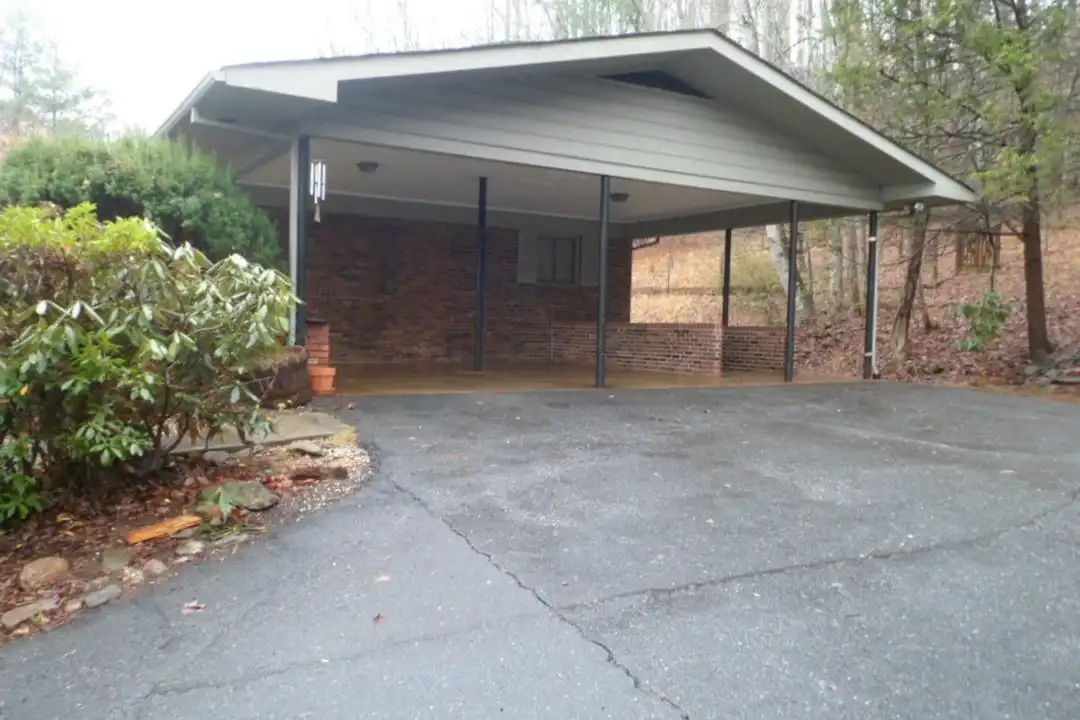 1068 Monteith Branch Rd – photo 1 of 16