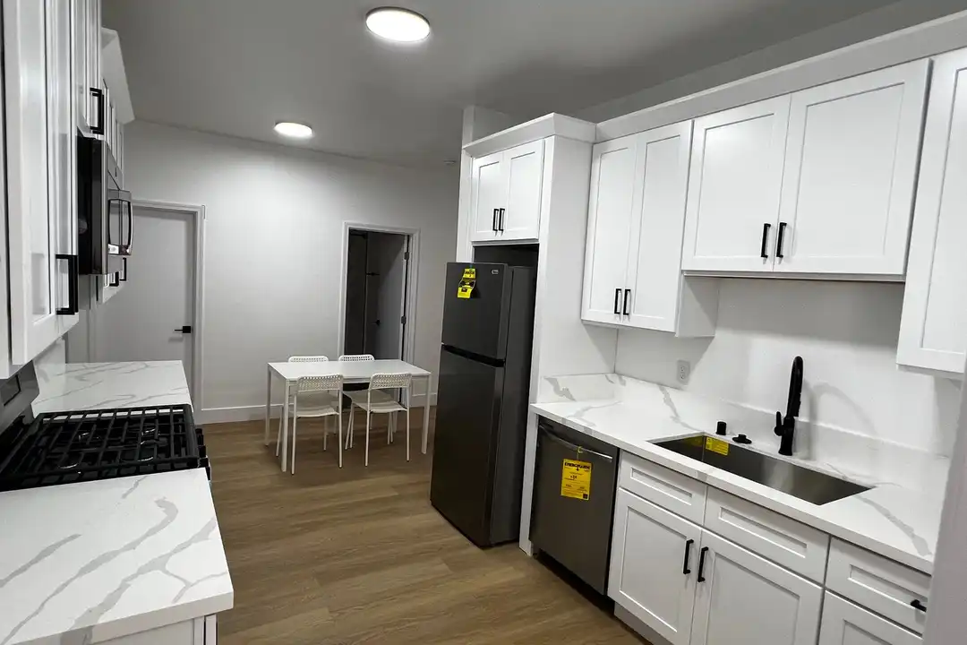 2101 Bonsallo Ave unit Unit D - View 3