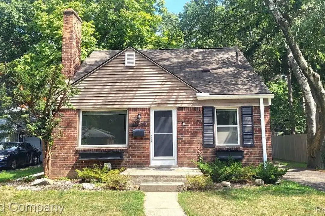 23570 Sherman St – photo 1
