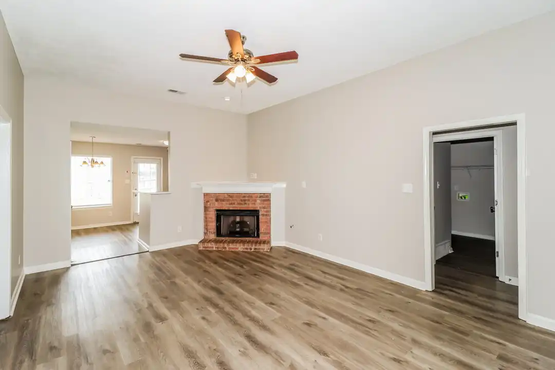 10000 Houston Birch Dr – pohled 5