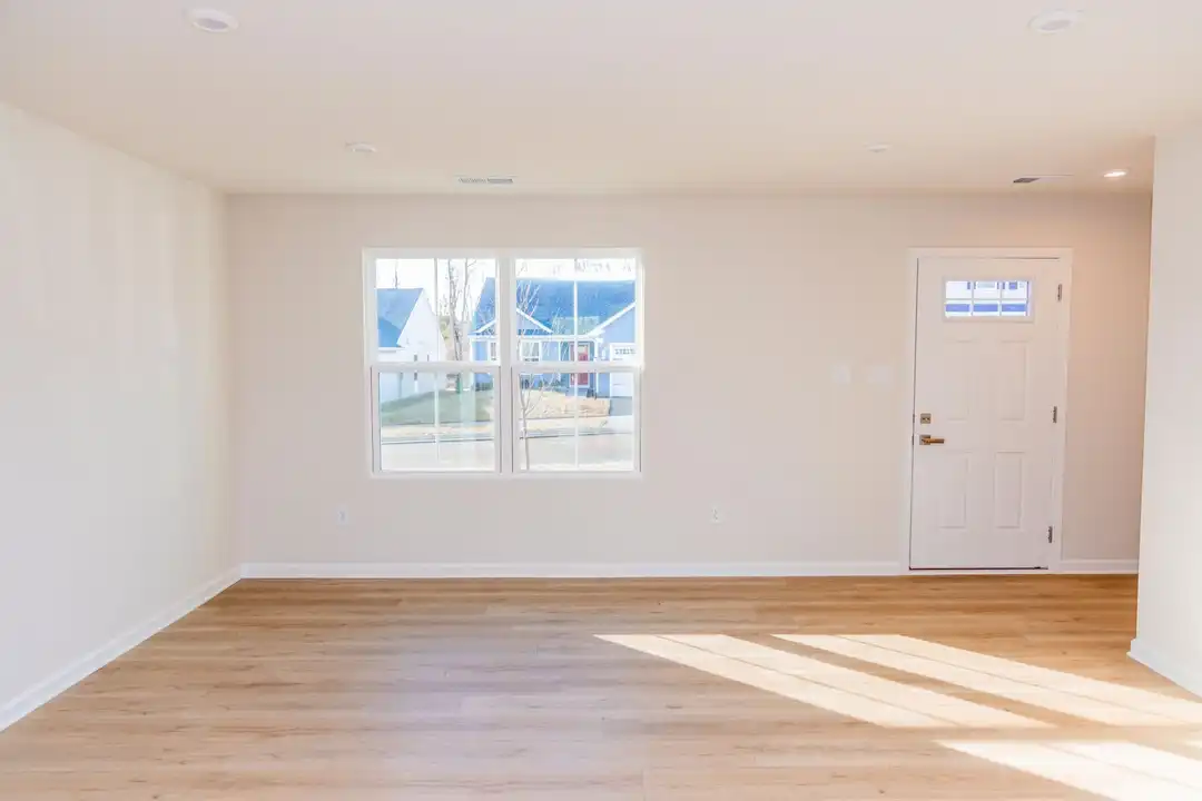 327 White Birch Rd - View 3
