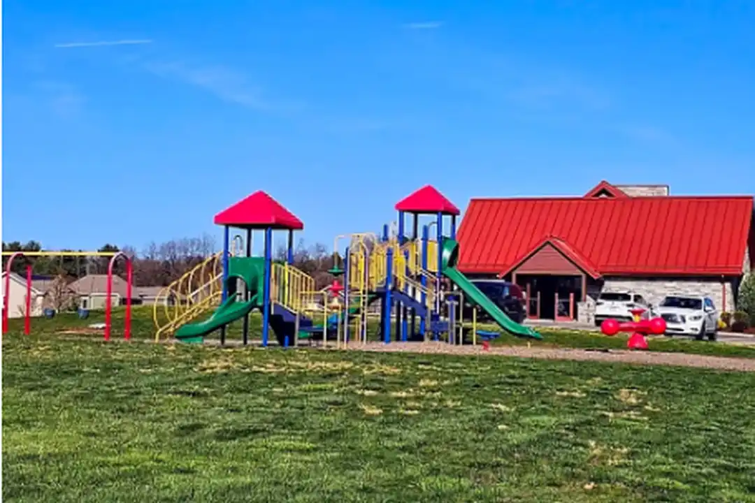 3006 Mahican Cir - View 2