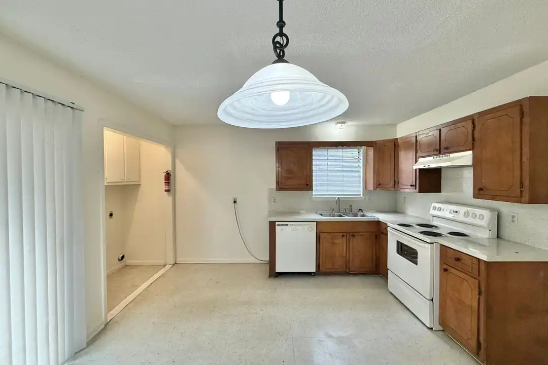 1708 Alpine Rd unit Unit C-1 - View 6