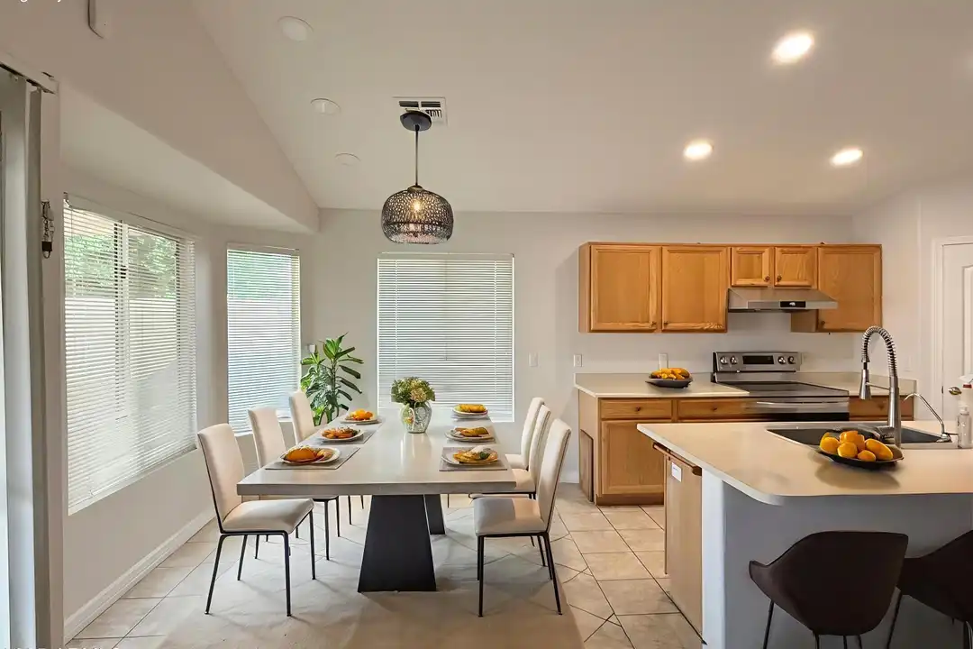 House in Glendale, Overland Trail, Deer Valley - View 4